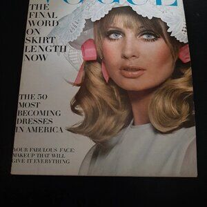 Vogue Magazine Mar. 1 1968 Penn Sue MURRAY Ira Furstenberg PenelopeTree DENEUVE
